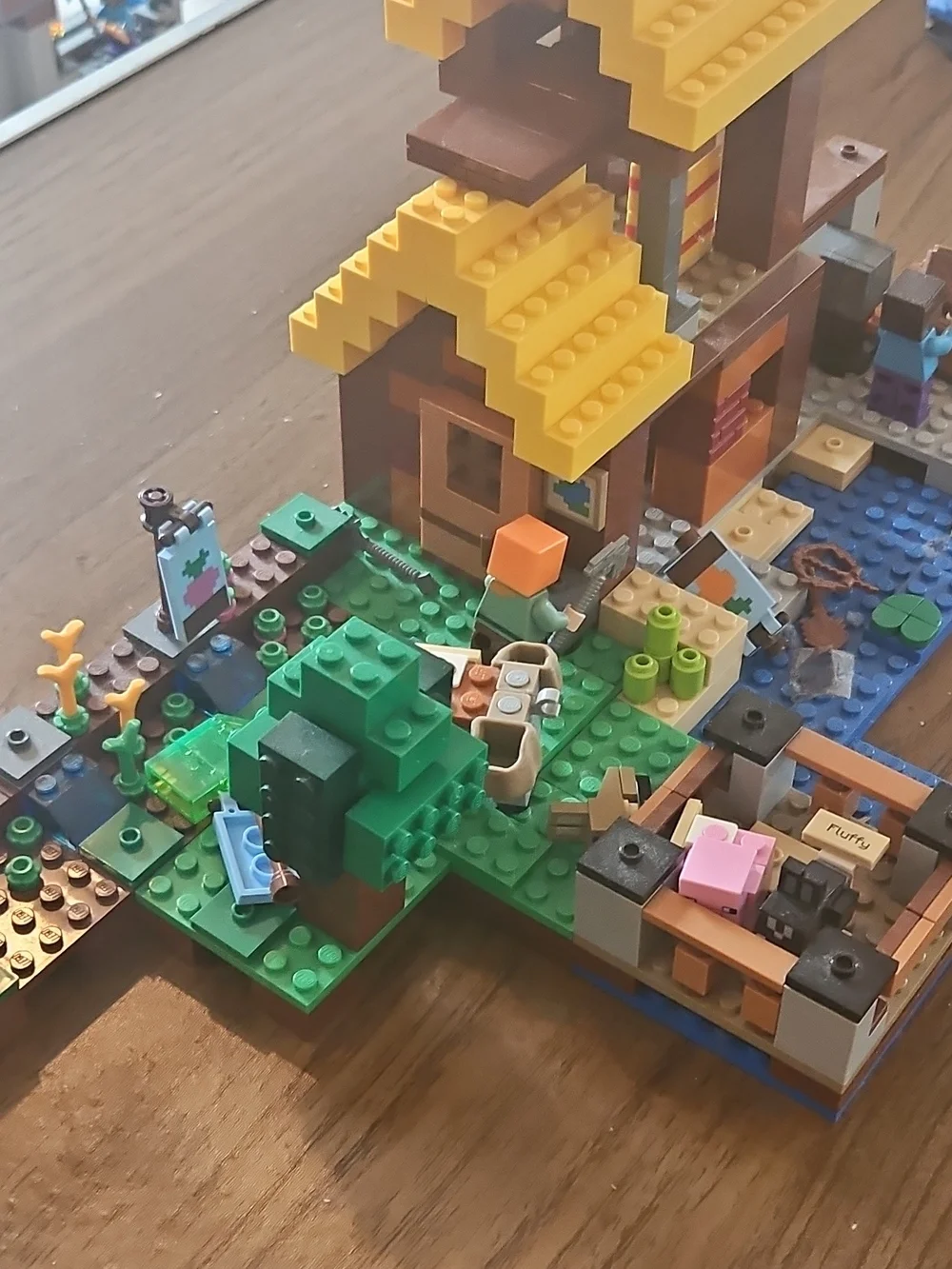 LEGO Minecraft The Farm Cottage 21144